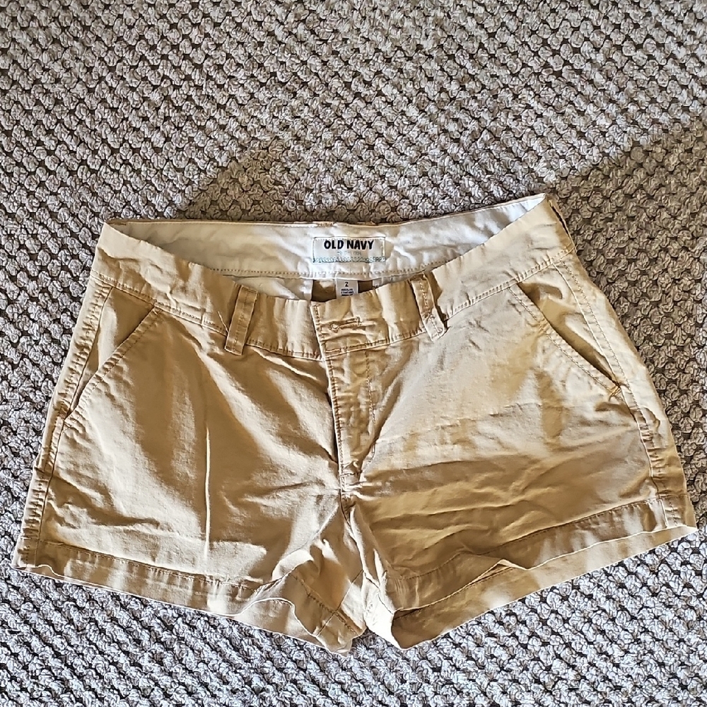 Old Navy Women's Tan Shorts